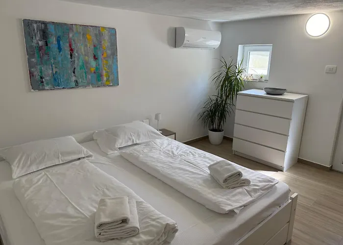 Apartma Tara * Koper